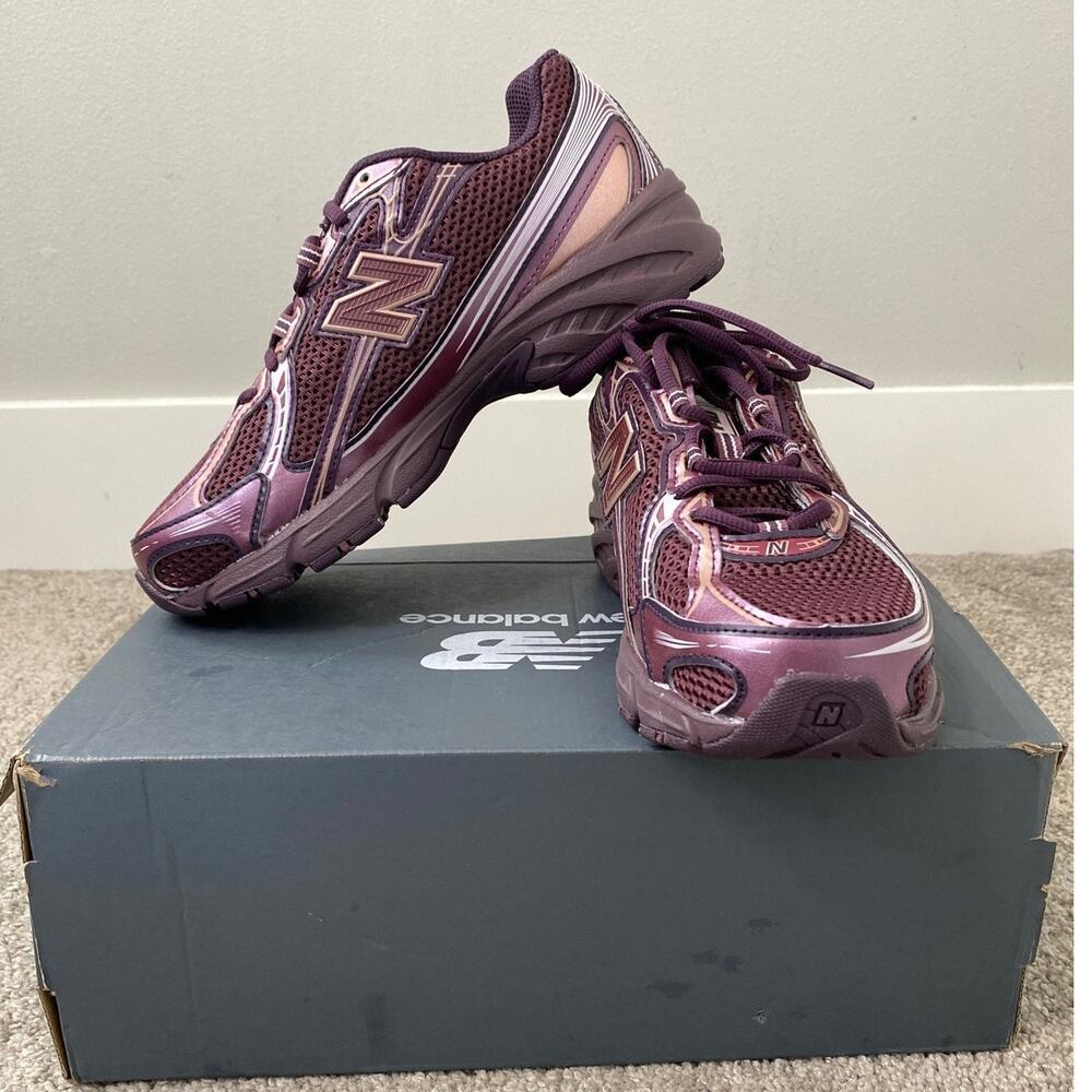 New Balance 740 Violet Rouge Sneakers Men’s 7 Women’s 8.5